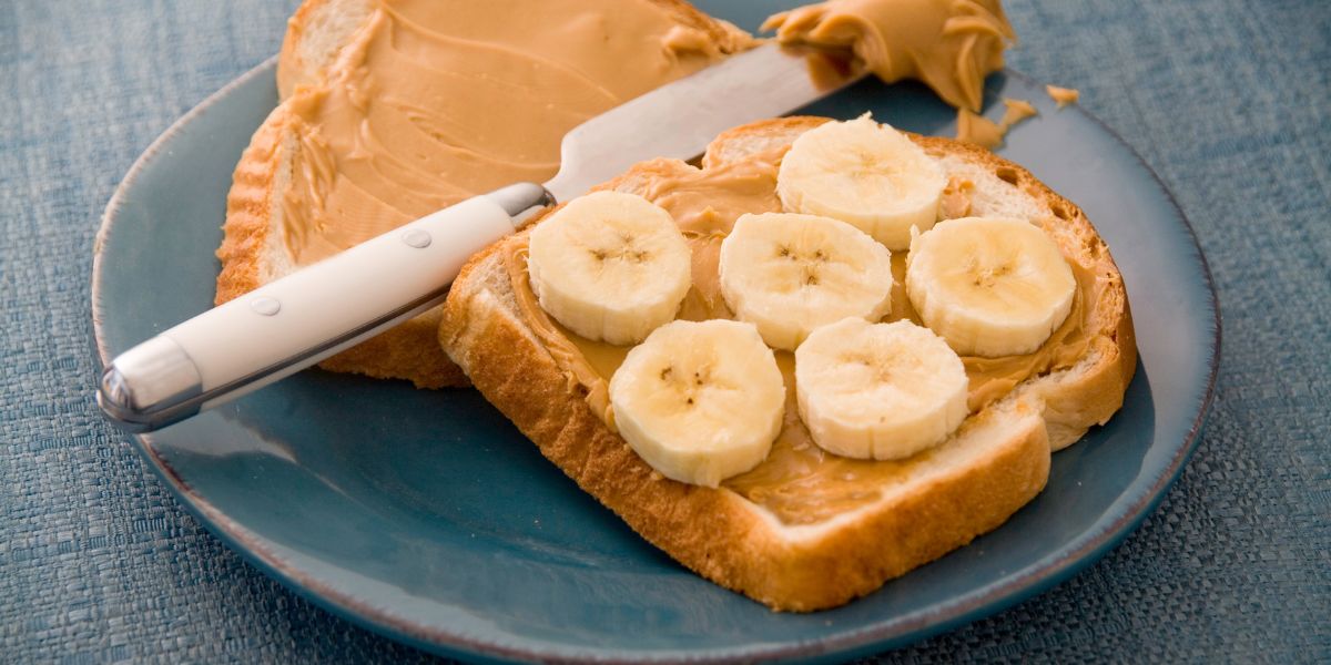 banana with peanut butter